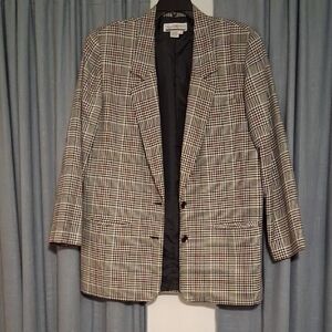 Elegant Women's Plaid Blazer - Black and White